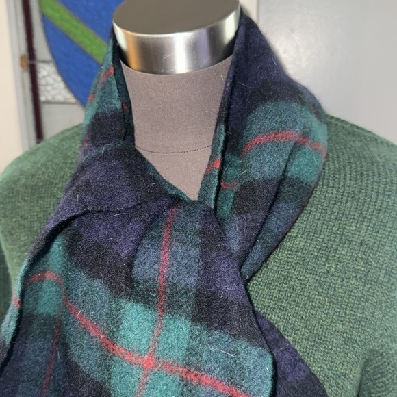 LL Bean Made in Ireland Plaid Wool Scarf - Picture 2 of 5